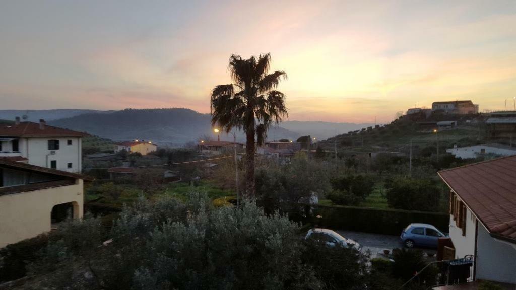 مبيت وإفطار كاتانزارو La Dimora Degli Artisti المظهر الخارجي الصورة